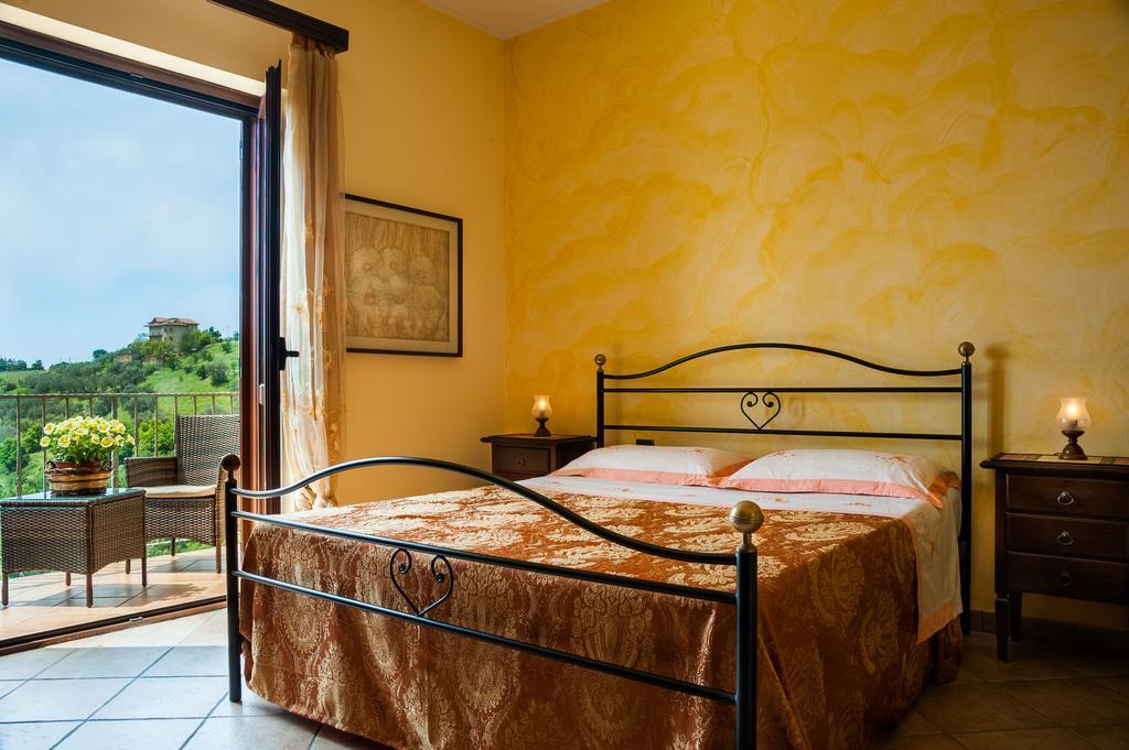 Villa Bernadette San Mauro Cilento Oda fotoğraf
